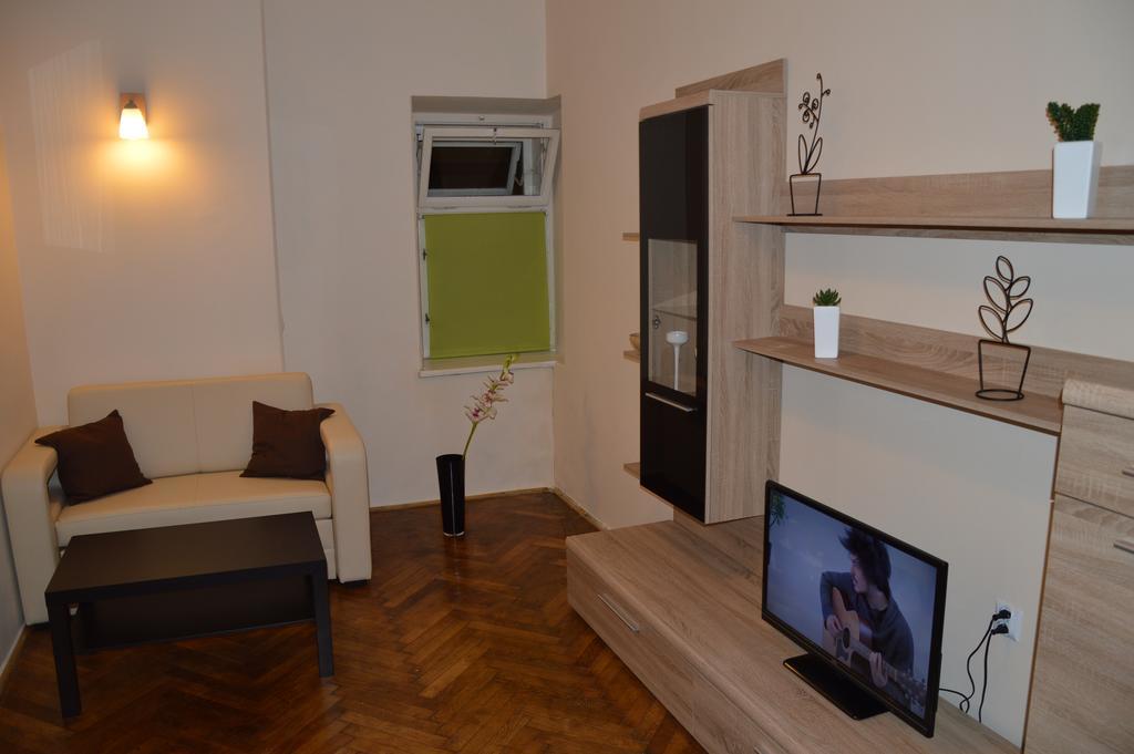 Old Walls Hostel Krakow Oda fotoğraf