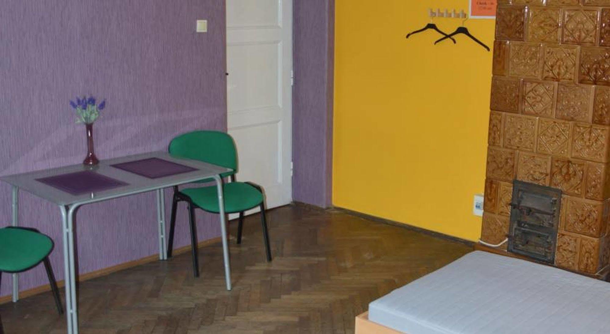 Old Walls Hostel Krakow Dış mekan fotoğraf