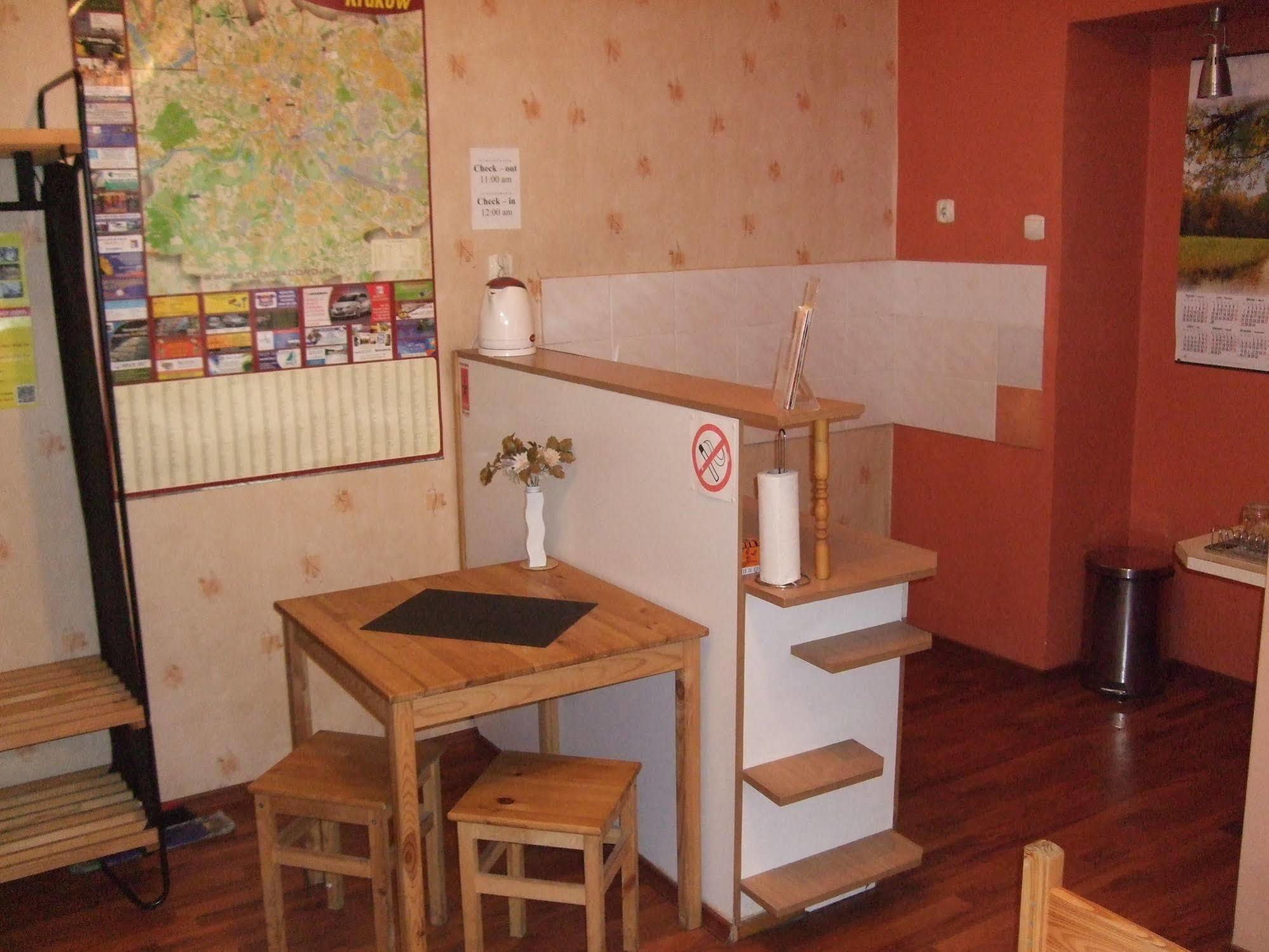 Old Walls Hostel Krakow Dış mekan fotoğraf