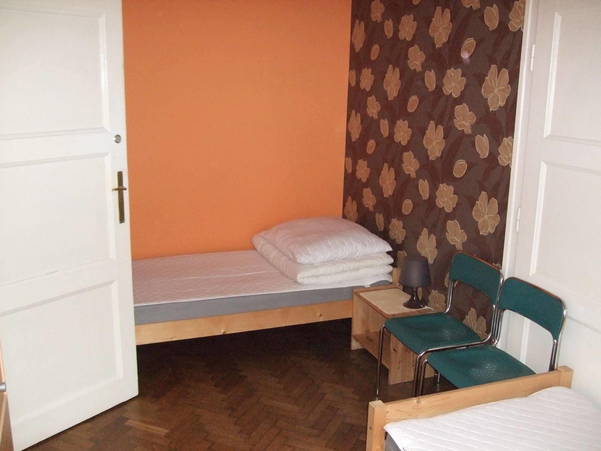 Old Walls Hostel Krakow Dış mekan fotoğraf